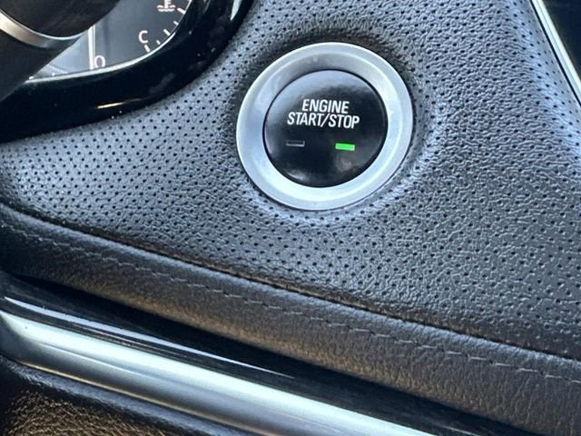 2021 Cadillac XT5 AWD Premium Luxury