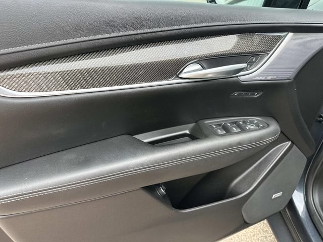 2021 Cadillac XT5 AWD Sport