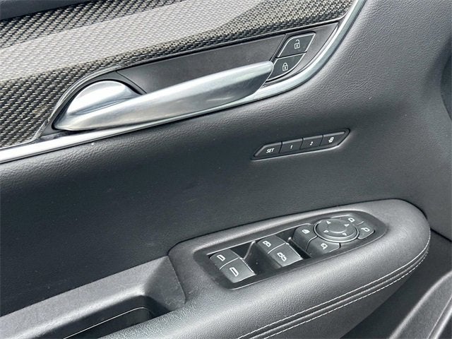 2022 Cadillac XT5 Sport