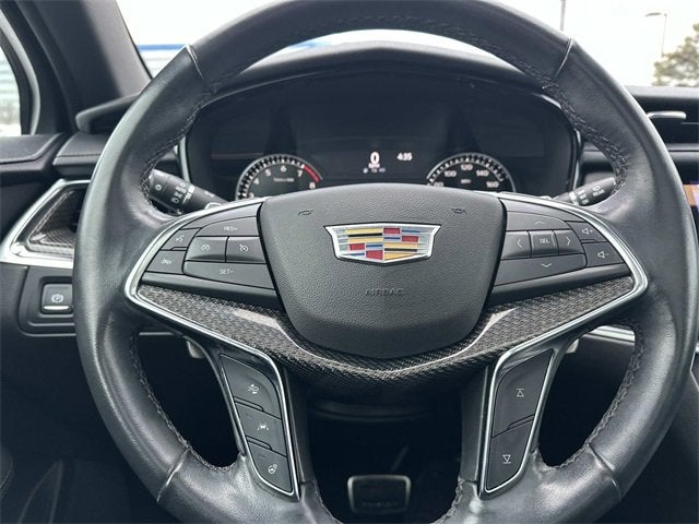 2022 Cadillac XT5 Sport