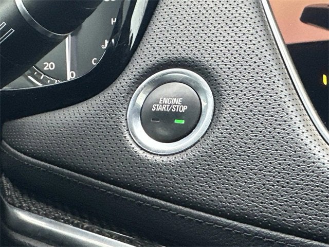 2022 Cadillac XT5 Sport