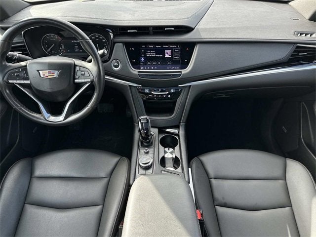 2024 Cadillac XT6 Luxury