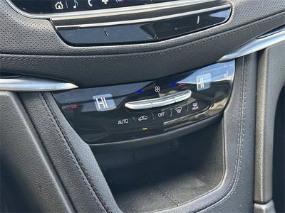 2024 Cadillac XT6 Luxury