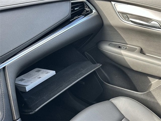 2024 Cadillac XT6 Luxury