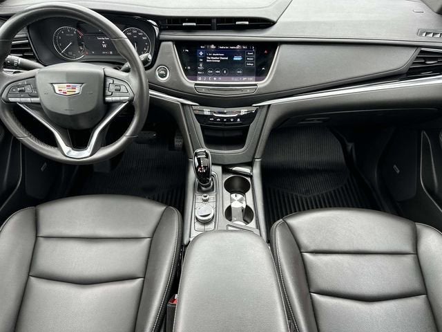 2024 Cadillac XT6 Luxury