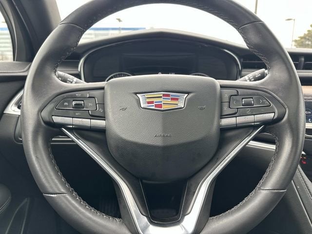 2024 Cadillac XT6 Luxury