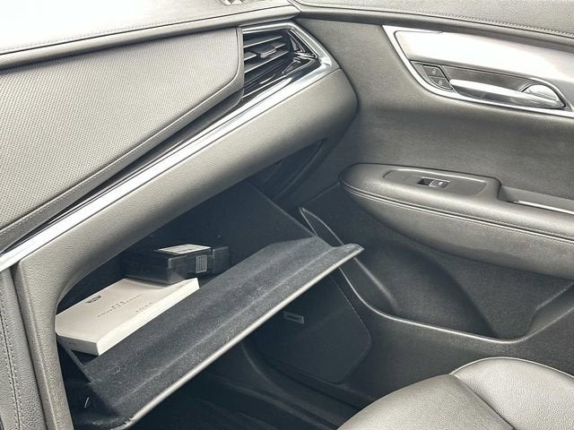 2024 Cadillac XT6 Luxury