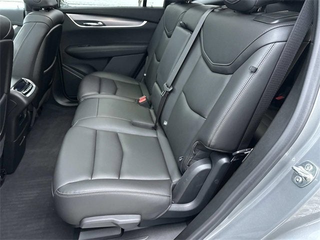 2025 Cadillac XT6 Luxury