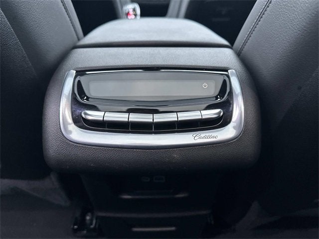 2025 Cadillac XT6 Luxury