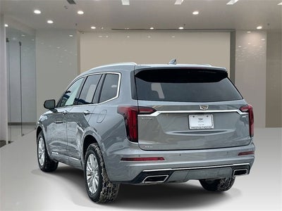 2025 Cadillac XT6 Luxury