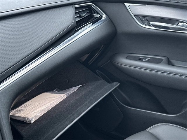 2025 Cadillac XT6 Luxury