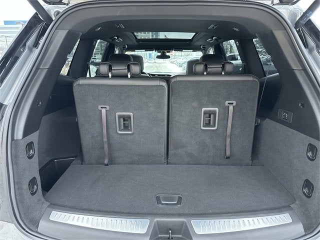 2025 Cadillac XT6 Luxury