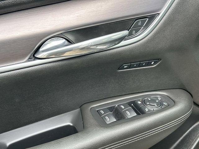 2024 Cadillac XT6 Luxury