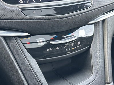 2024 Cadillac XT6 Luxury