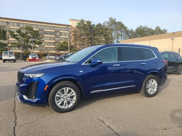 2024 Cadillac XT6 Luxury
