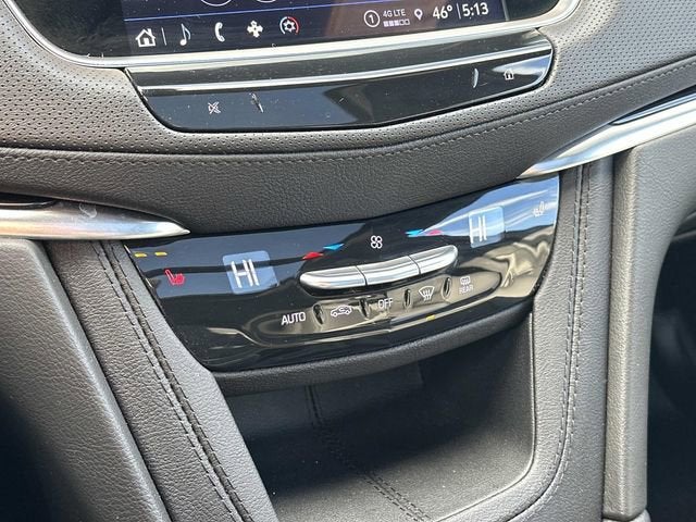 2024 Cadillac XT6 Luxury