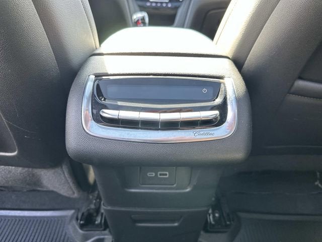 2024 Cadillac XT6 Luxury