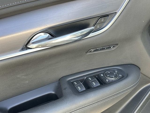 2024 Cadillac XT6 Luxury