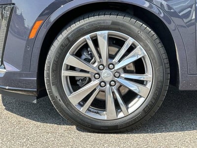 2024 Cadillac XT6 Premium Luxury
