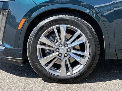 2024 Cadillac XT6 Premium Luxury