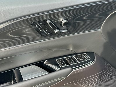 2024 Cadillac LYRIQ Luxury 1