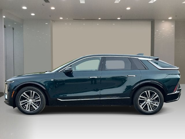 2024 Cadillac LYRIQ Luxury 1