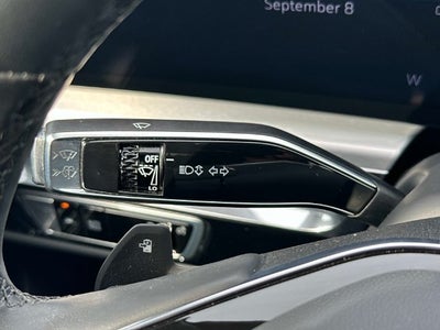 2024 Cadillac LYRIQ Luxury 1