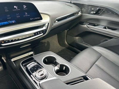 2024 Cadillac LYRIQ Luxury 1