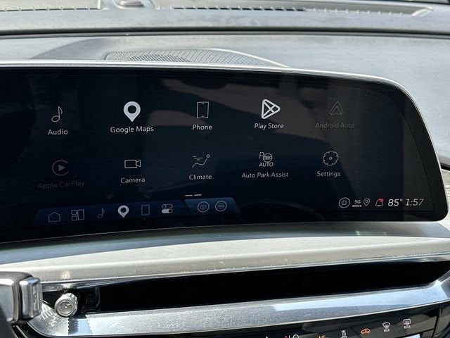 2024 Cadillac LYRIQ Luxury 1