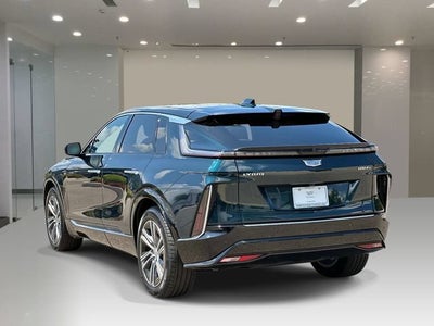 2024 Cadillac LYRIQ Luxury 1