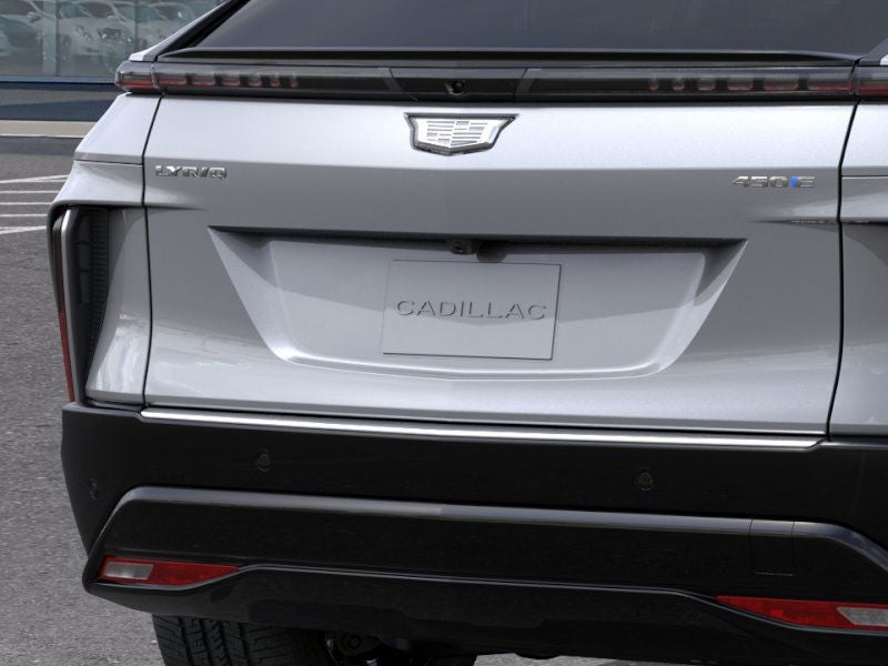 2025 Cadillac LYRIQ Luxury 2