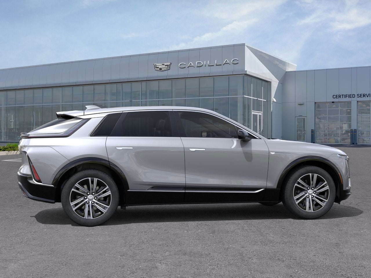 2025 Cadillac LYRIQ Luxury 2