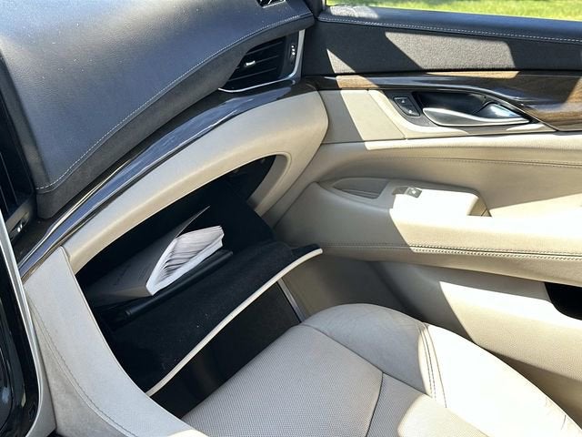 2020 Cadillac Escalade Luxury