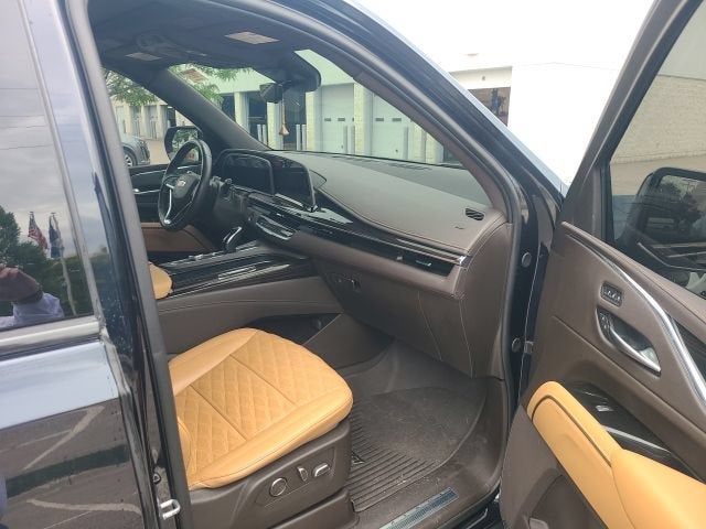 2023 Cadillac Escalade Premium Luxury
