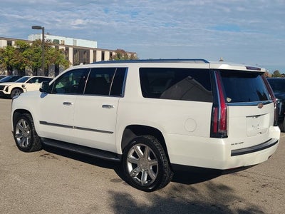 2017 Cadillac Escalade ESV Luxury