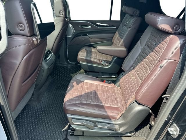 2023 Cadillac Escalade ESV Premium Luxury Platinum