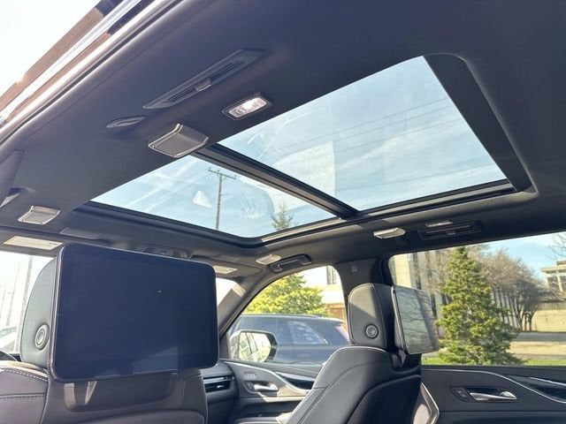 2024 Cadillac Escalade ESV Sport