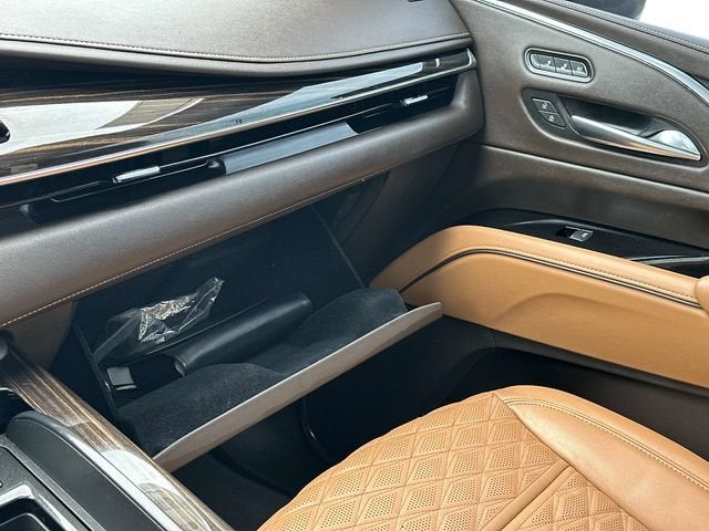 2022 Cadillac Escalade ESV Sport