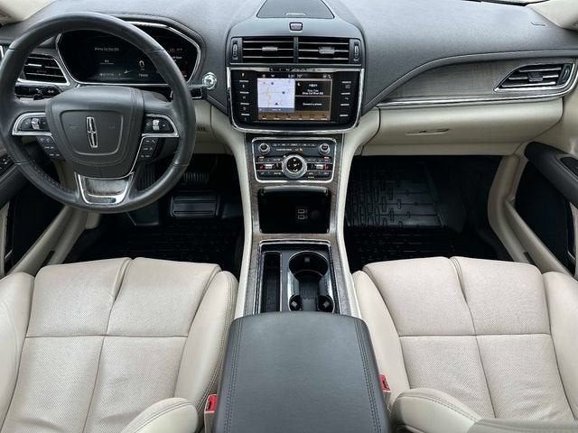 2017 Lincoln Continental Select