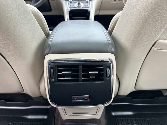 2017 Lincoln Continental Select