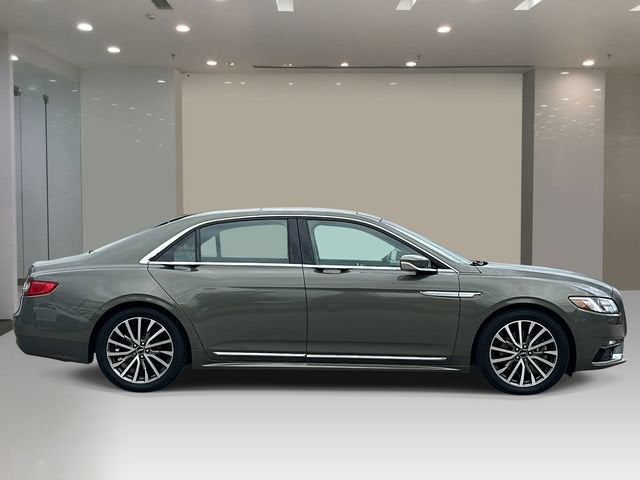 2017 Lincoln Continental Select