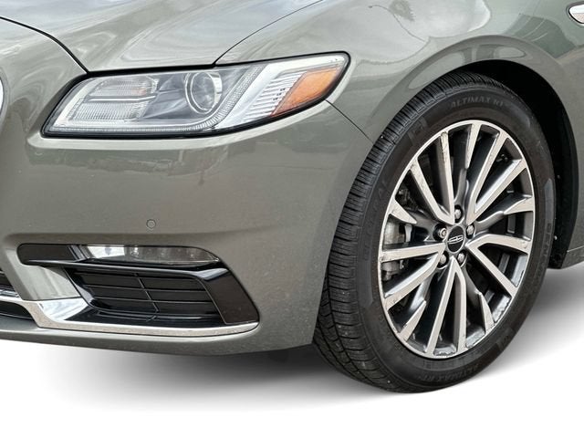 2017 Lincoln Continental Select