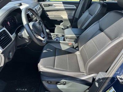 2023 Volkswagen Atlas Cross Sport 3.6L V6 SE w/Technology