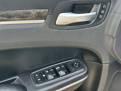 2011 Chrysler 300 300C