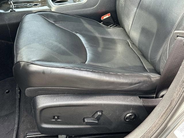 2011 Chrysler 300 300C