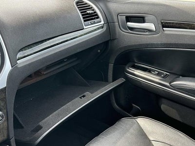 2011 Chrysler 300 300C