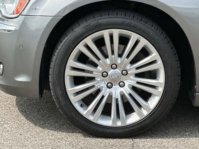 2011 Chrysler 300 300C