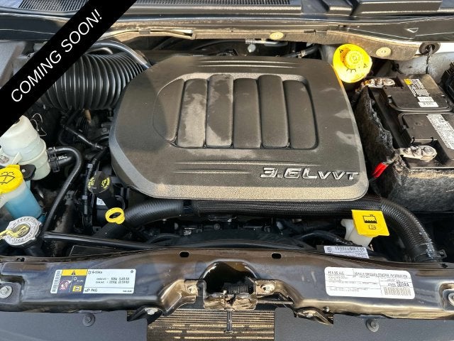 2016 Chrysler Town & Country Touring-L Anniversary Edition