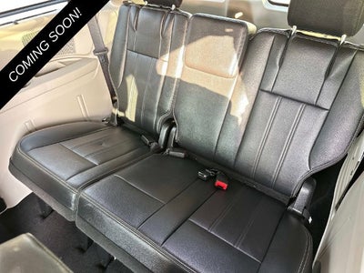 2016 Chrysler Town & Country Touring-L Anniversary Edition