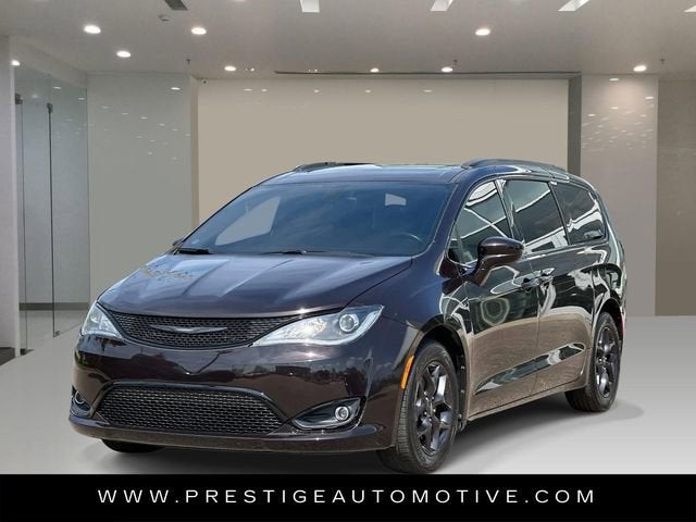 2019 Chrysler Pacifica Touring L Plus
